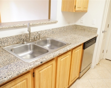 5055 W Hacienda Avenue - Photo Thumbnail 3