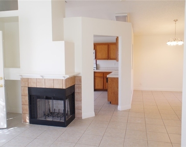 2705 Cheshire Court - Photo Thumbnail 2