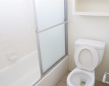 2705 Cheshire Court - Photo Thumbnail 15
