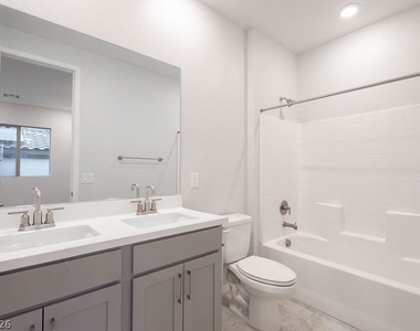 11620 Desert Hollow Avenue - Photo Thumbnail 22