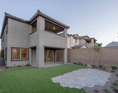 11620 Desert Hollow Avenue - Photo Thumbnail 44