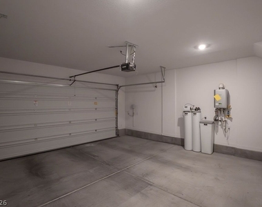 11620 Desert Hollow Avenue - Photo Thumbnail 48