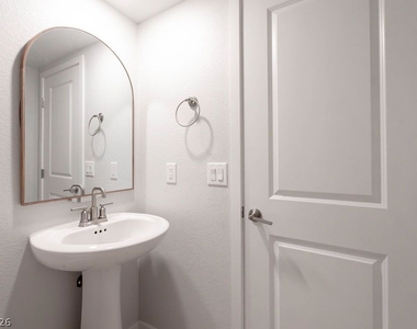 11620 Desert Hollow Avenue - Photo Thumbnail 15