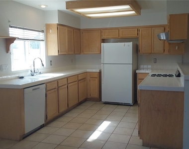 258 Buckskin Street - Photo Thumbnail 1