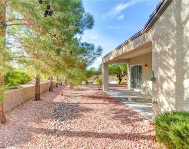2173 Burris Hill Drive - Photo Thumbnail 15