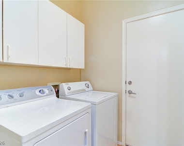 2173 Burris Hill Drive - Photo Thumbnail 4