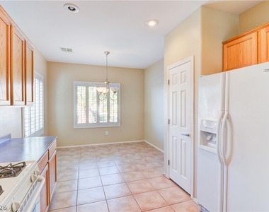 2173 Burris Hill Drive - Photo Thumbnail 6