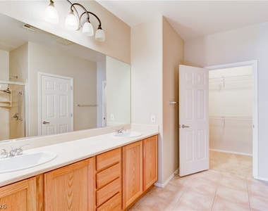 2173 Burris Hill Drive - Photo Thumbnail 13