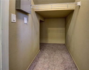 715 Shadwell Street - Photo Thumbnail 42