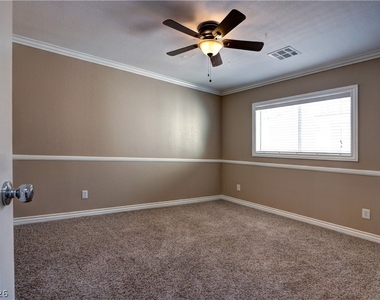 715 Shadwell Street - Photo Thumbnail 15