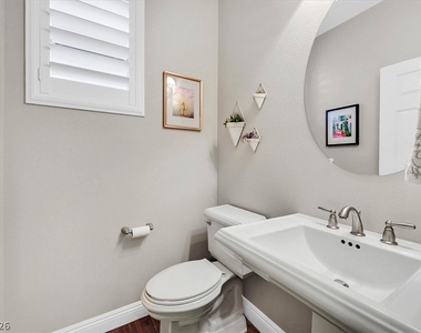 12270 Sandy Peak Avenue - Photo Thumbnail 13