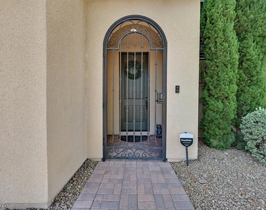 12270 Sandy Peak Avenue - Photo Thumbnail 1