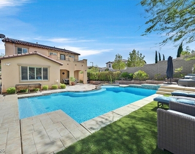 12270 Sandy Peak Avenue - Photo Thumbnail 36