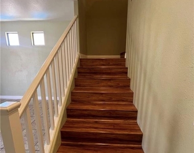 9577 Villa Adastra Avenue - Photo Thumbnail 3