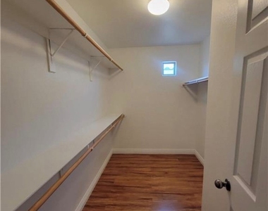 9577 Villa Adastra Avenue - Photo Thumbnail 8