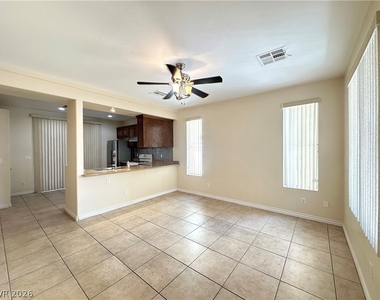 8137 Aurora Mist Street - Photo Thumbnail 4