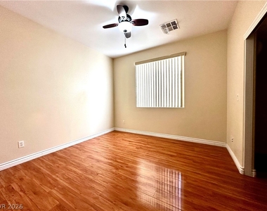 8137 Aurora Mist Street - Photo Thumbnail 7