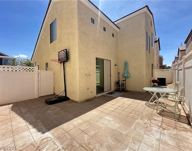 8137 Aurora Mist Street - Photo Thumbnail 22