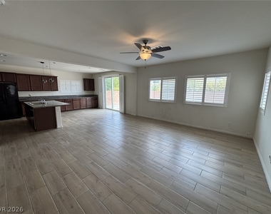 5582 Sancho Throne Road - Photo Thumbnail 6