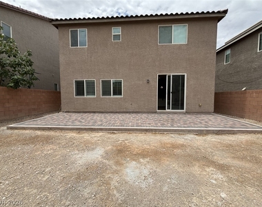 5582 Sancho Throne Road - Photo Thumbnail 24