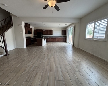 5582 Sancho Throne Road - Photo Thumbnail 8
