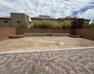 5582 Sancho Throne Road - Photo Thumbnail 21