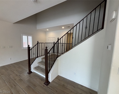 5582 Sancho Throne Road - Photo Thumbnail 12