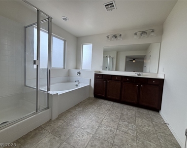 5582 Sancho Throne Road - Photo Thumbnail 37