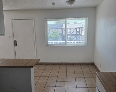 537 Calcaterra Circle - Photo Thumbnail 5