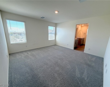 5646 Mesa Sedona Street - Photo Thumbnail 29