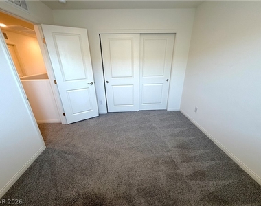 5646 Mesa Sedona Street - Photo Thumbnail 24
