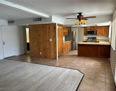 1021 Pagosa Way - Photo Thumbnail 6