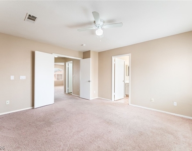 8725 Autumn Valley Avenue - Photo Thumbnail 18