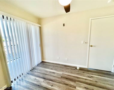 480 Elm Drive - Photo Thumbnail 15