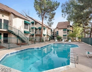 480 Elm Drive - Photo Thumbnail 17