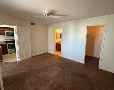 6800 Lake Mead Boulevard - Photo Thumbnail 21