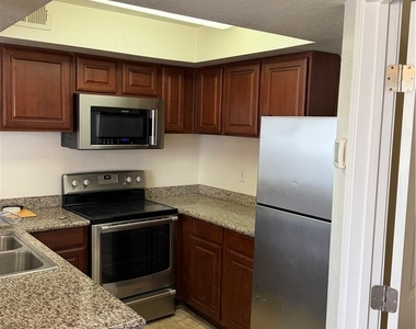 6800 Lake Mead Boulevard - Photo Thumbnail 10