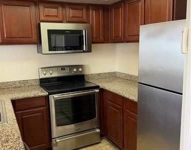 6800 Lake Mead Boulevard - Photo Thumbnail 11