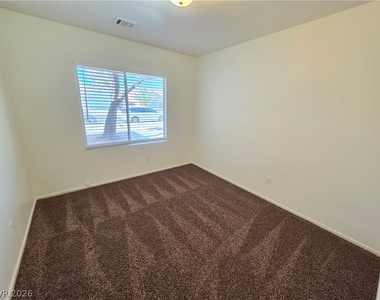 1154 Point Success Avenue - Photo Thumbnail 12