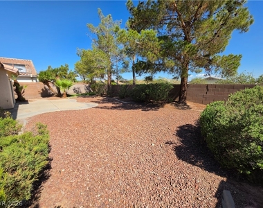 1154 Point Success Avenue - Photo Thumbnail 24