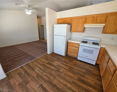 1154 Point Success Avenue - Photo Thumbnail 2