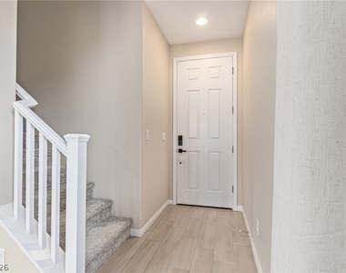 10212 Starlit Canyon Court - Photo Thumbnail 2