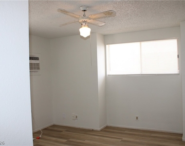 1212a Phillips Avenue - Photo Thumbnail 15