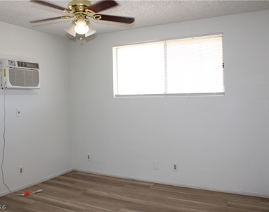 1212a Phillips Avenue - Photo Thumbnail 8