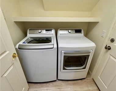 10921 Calcedonian Street - Photo Thumbnail 20