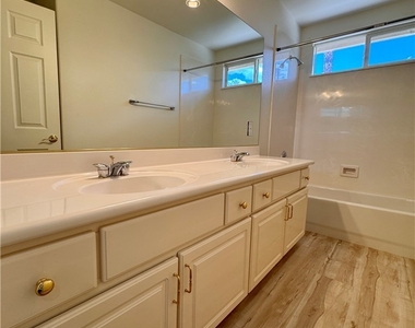 10921 Calcedonian Street - Photo Thumbnail 36