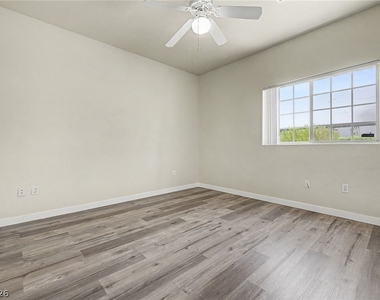 4730 Craig - Photo Thumbnail 16
