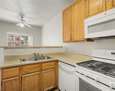 4730 Craig - Photo Thumbnail 13