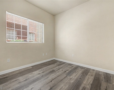 4730 Craig - Photo Thumbnail 22