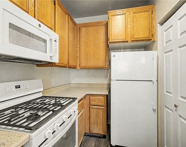 4730 Craig - Photo Thumbnail 12